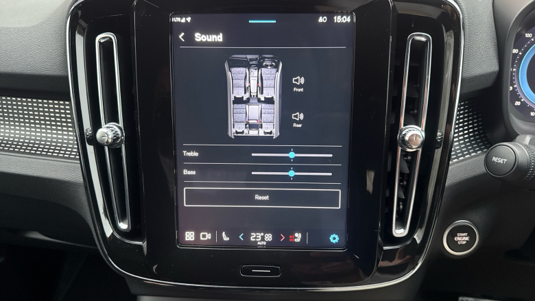 Volvo XC40 2.0 B4P Plus Dark 5dr Auto Petrol Estate